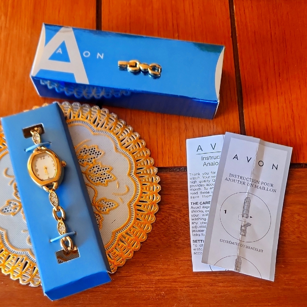 Avon Elegant Gold Watch Bracelet